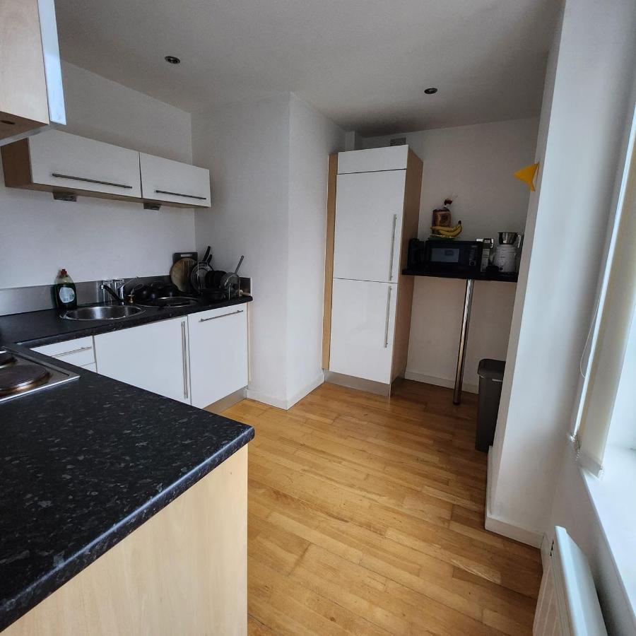 Shared Apartment - Walking From Leeds City Center Exteriör bild