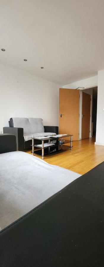 Shared Apartment - Walking From Leeds City Center Exteriör bild