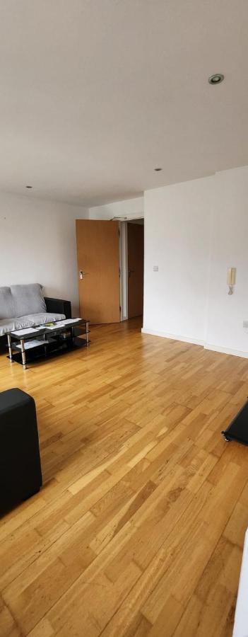 Shared Apartment - Walking From Leeds City Center Exteriör bild